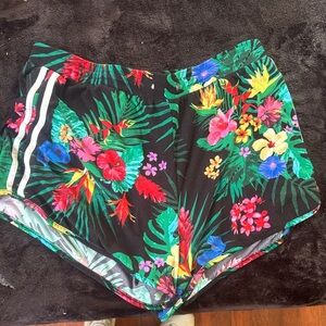 No Boundaries Black Floral Women's Athletic Shorts